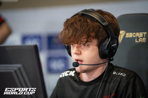 Sakura sign pdk, Natsuki, xomba and Zei while CLEAR, cinnabar, peace, Marf and SNR depart